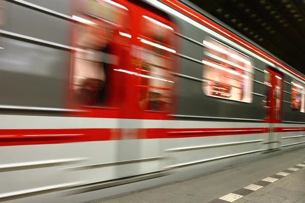 Subway bakgrund från Prag — Stockfoto