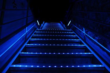 mavi merdiven