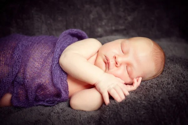 Bebé durmiendo — Foto de Stock