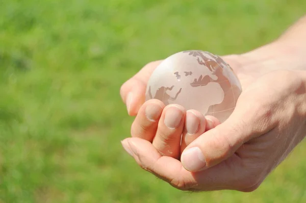 Globe in the hand — Stock Photo, Image