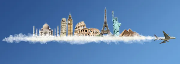 Reizen de wereld wolken vliegtuig concept — Stockfoto