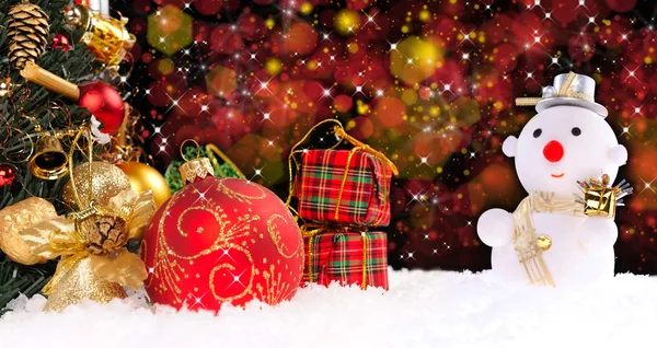 Natale sfondo vacanza con un uomo di neve — Foto Stock