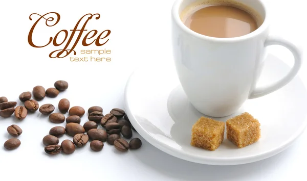 Tazza di caffè con chicco di caffè — Foto Stock