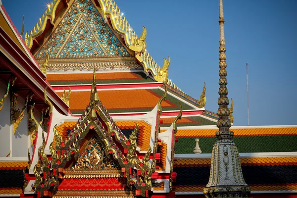 在曼谷卧佛寺寺中的元素 — 图库照片