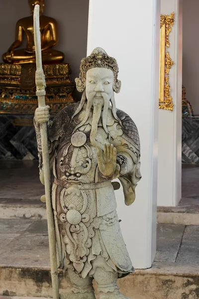 Άγαλμα στο wat pho ναός στην Μπανγκόκ, Ταϊλάνδη — Φωτογραφία Αρχείου