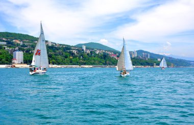 Yaz aylarında Sochi Yalı ile Yelkenli Yatlar