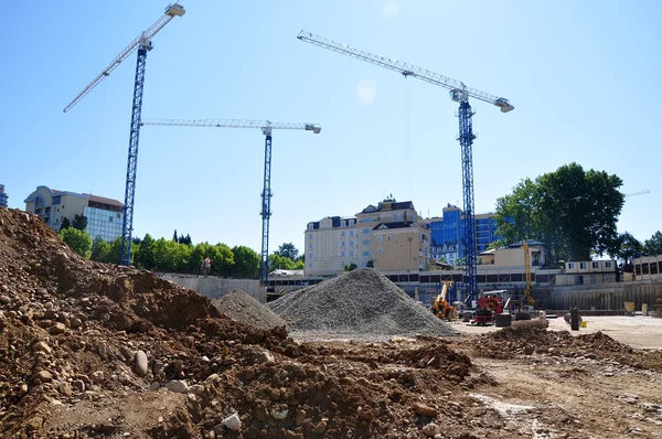 Sochi şehir merkezinde Uluslararası Olimpiyat üniversite inşaatı — Stok fotoğraf