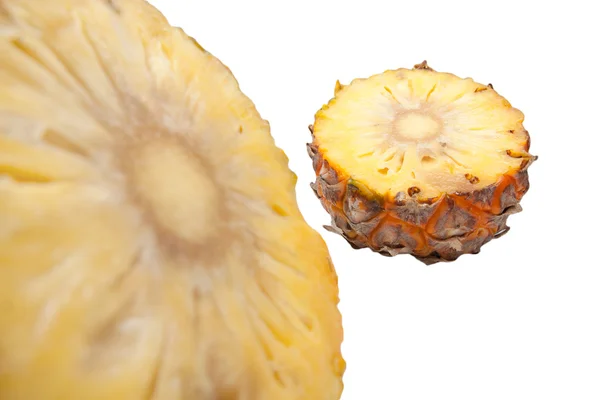 新鲜切片菠萝 — 图库照片