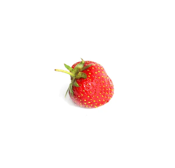 在白色背景上孤立的单个新鲜红草莓 — 图库照片