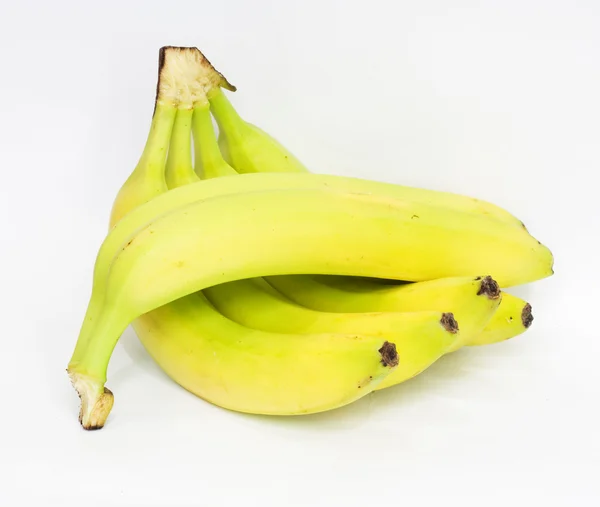 Bananen op witte achtergrond — Stockfoto