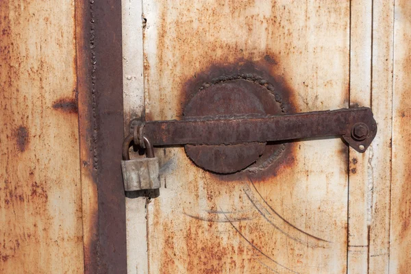 녹슨 빈티지 자물쇠의 클로즈업 — 스톡 사진
