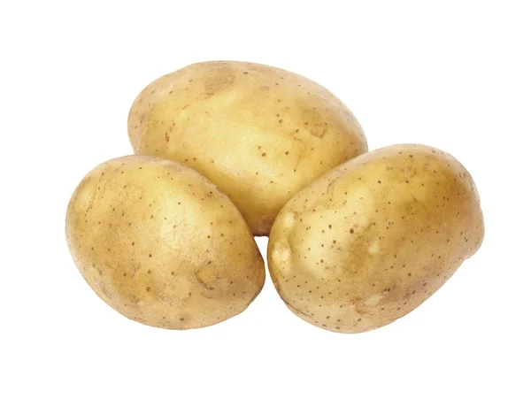 Três batatas frescas e lavadas no fundo branco — Fotografia de Stock