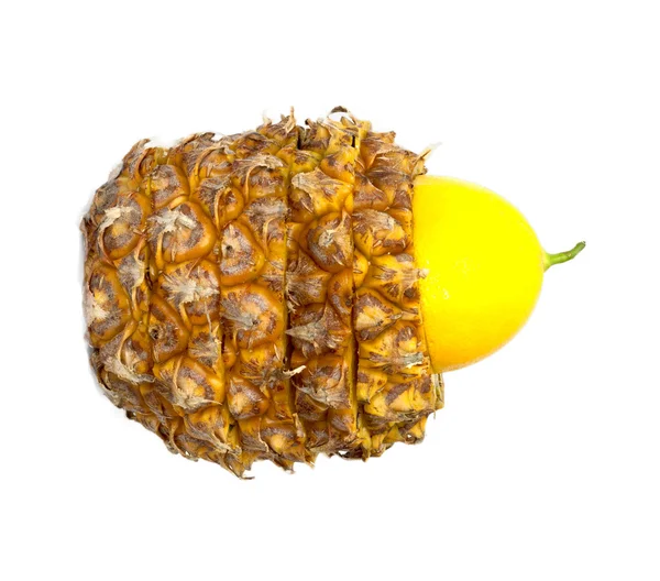 Ananas en citroen — Stockfoto