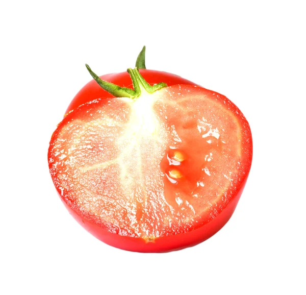 Röd tomat grönsak med snitt isolerad på vit bakgrund — Stockfoto