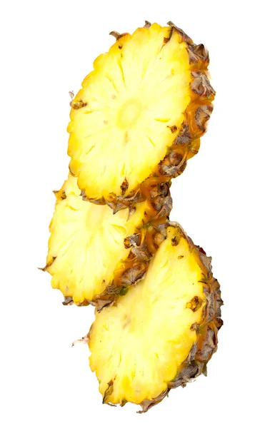 Három ananas szelet, elszigetelt fehér background, fény sh — Stock Fotó