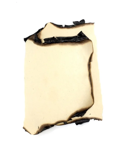 Papel de bordas queimadas isolado sobre fundo branco — Fotografia de Stock