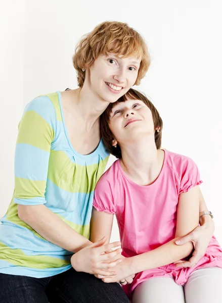 Porträt der Mutter mit ihrer Tochter — Stockfoto