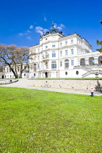 Pałac ploskovice — Zdjęcie stockowe