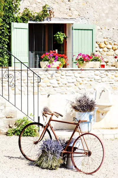 法国普罗旺斯、 自行车 — 图库照片