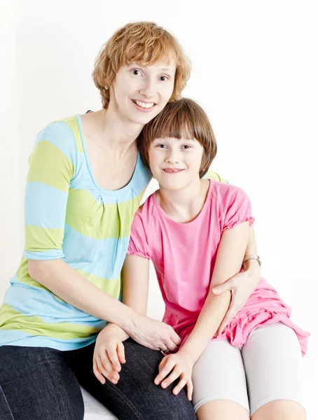 Porträt der Mutter mit ihrer Tochter — Stockfoto