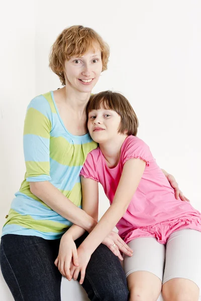 Retrato de mãe com sua filha — Fotografia de Stock