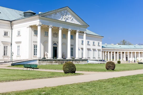 Kacina Palace, República Checa — Fotografia de Stock