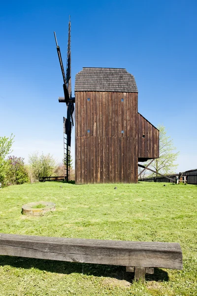 Mulino a vento in legno, Klobouky u Brna, Repubblica Ceca — Foto Stock