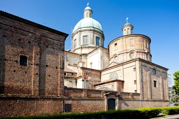 Kathedraal in vercelli, Piemonte, Italië — Stockfoto