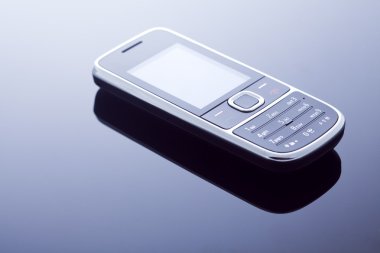 bir modern cep telefonu