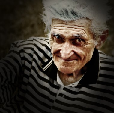 Kıdemli yaşlı adam sanatsal vintage portresi