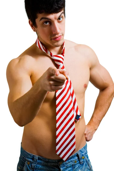Muskulös man med slips pekar — Stockfoto