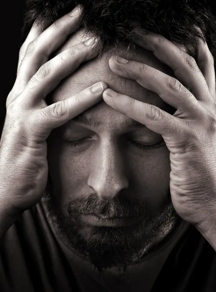 Ledsen deprimerad och ensam man — Stockfoto