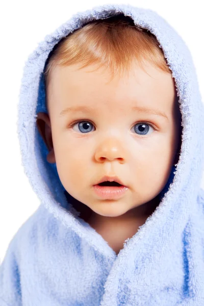 Uma criança bebê com olhos azuis isolados em branco — Fotografia de Stock