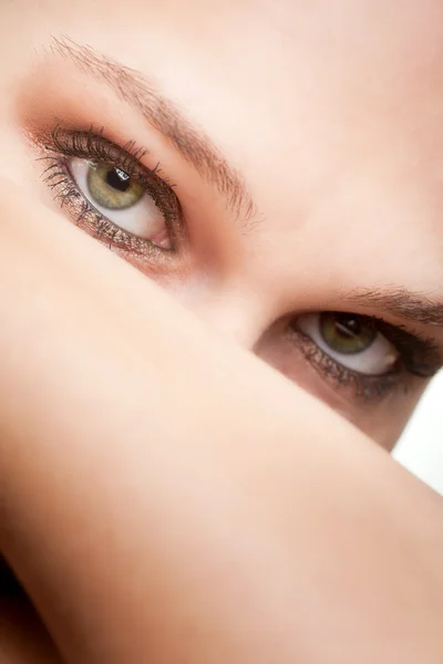 Retrato de belleza de mujer con ojos verdes — Foto de Stock
