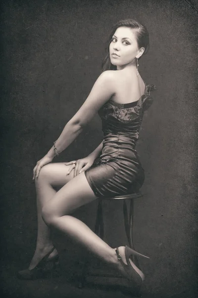 Retro portrait of sexy elegant woman — Stock Photo, Image