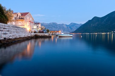 perast, Karadağ'ın huzurlu lake