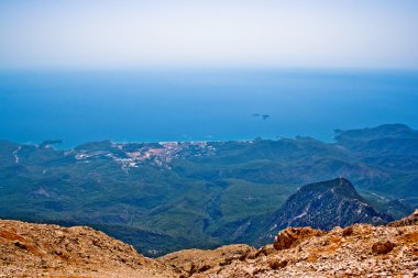 Mountains and sea