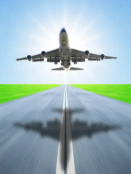 Descolagem do avião — Fotografia de Stock