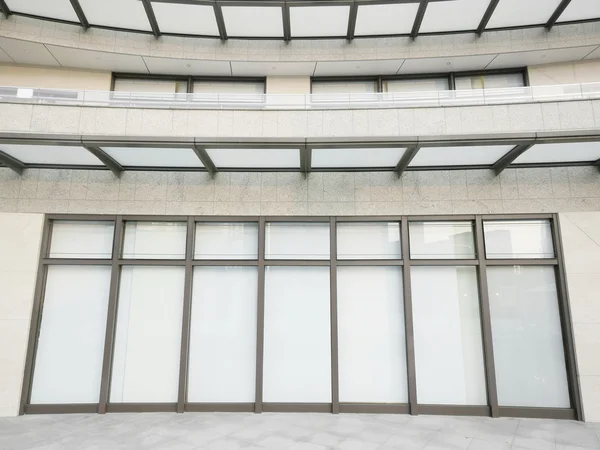 Пустая витрина — стоковое фото