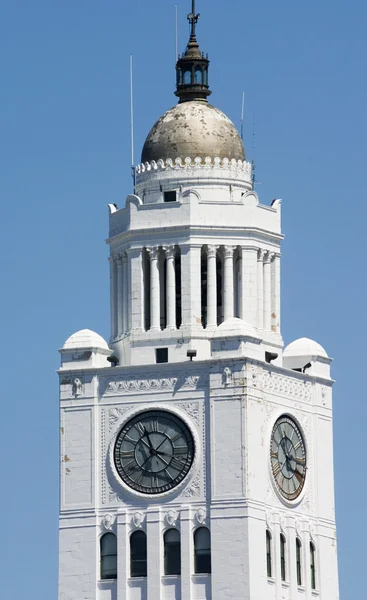 Věž s hodinami — Stock fotografie