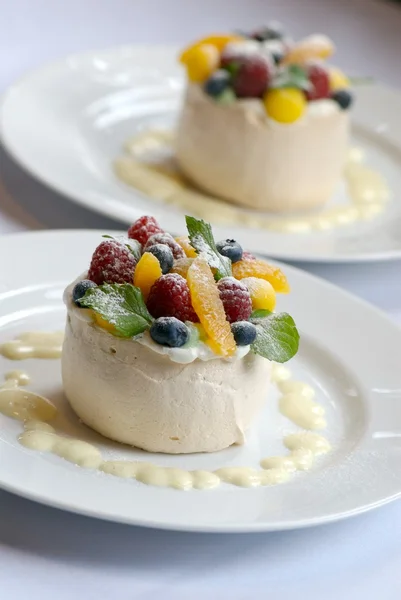 Fruit tart meringue — Stok fotoğraf