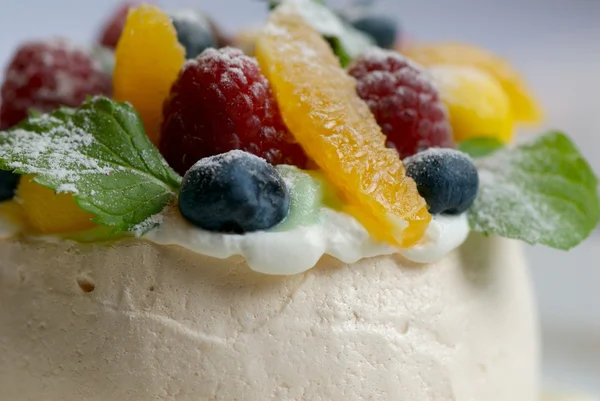 Merengue de torta de fruta — Fotografia de Stock