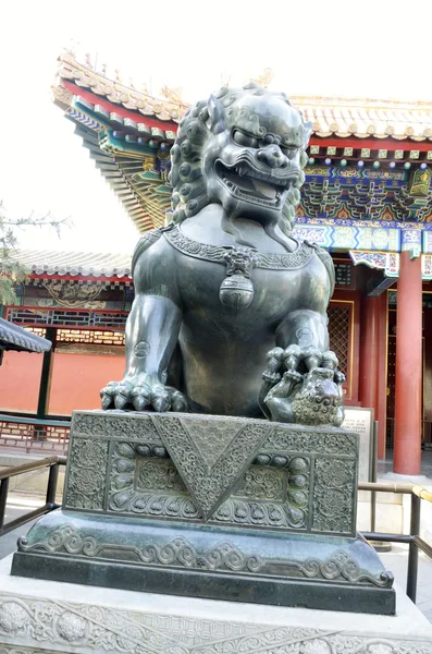 Chiński rzeźba lwa — Zdjęcie stockowe
