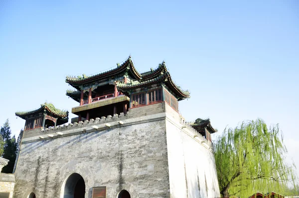Typická čínská architektura, vstupní věž — Stock fotografie