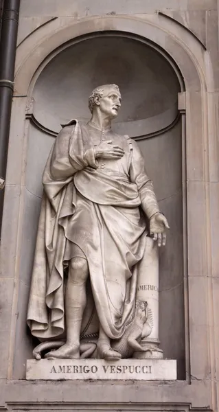 Statua Amerigo Vespucci — Foto Stock