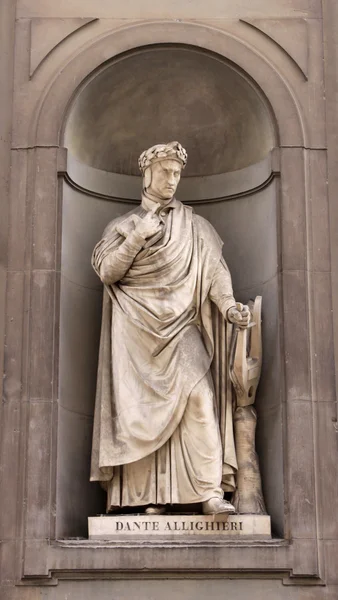 Statue of Dante — Stock Photo, Image