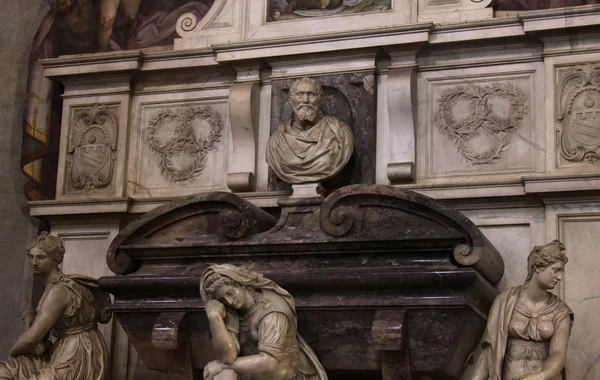 Гробница Микеланджело — стоковое фото