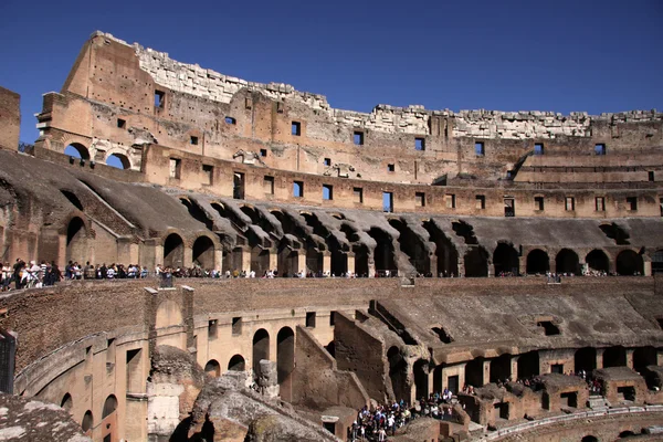 Wewnątrz Koloseum — Zdjęcie stockowe