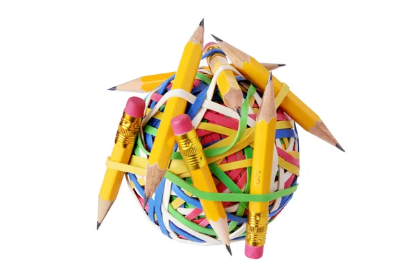 Kalemler ve rubberband topu — Stok fotoğraf