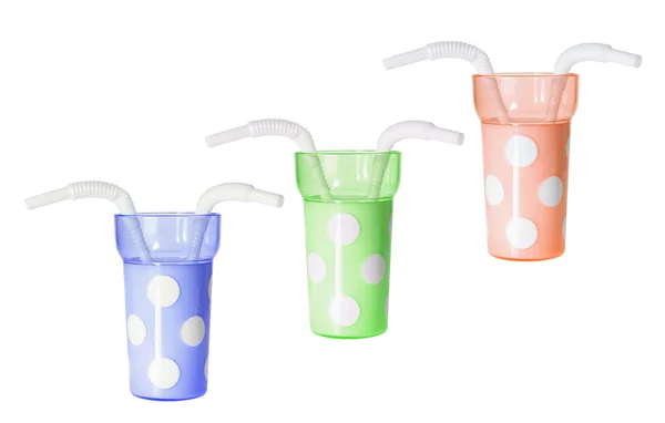 Пластиковые чашки с соломой — стоковое фото